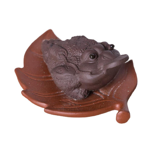 Tea Pet Toad on a Leaf, 3 cm